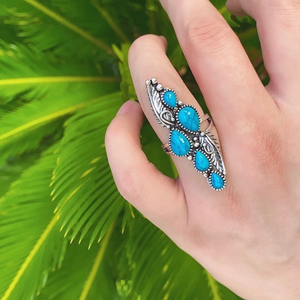 π2/$30 New Vintage-Inspired Turquoise Ring - Picture 2 of 3